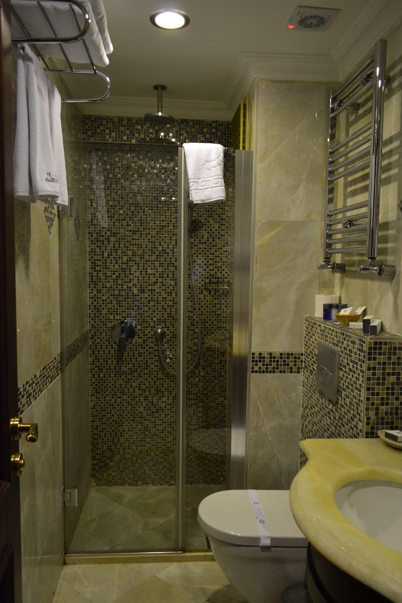 Divalis Hotel Istanbul Exterior photo