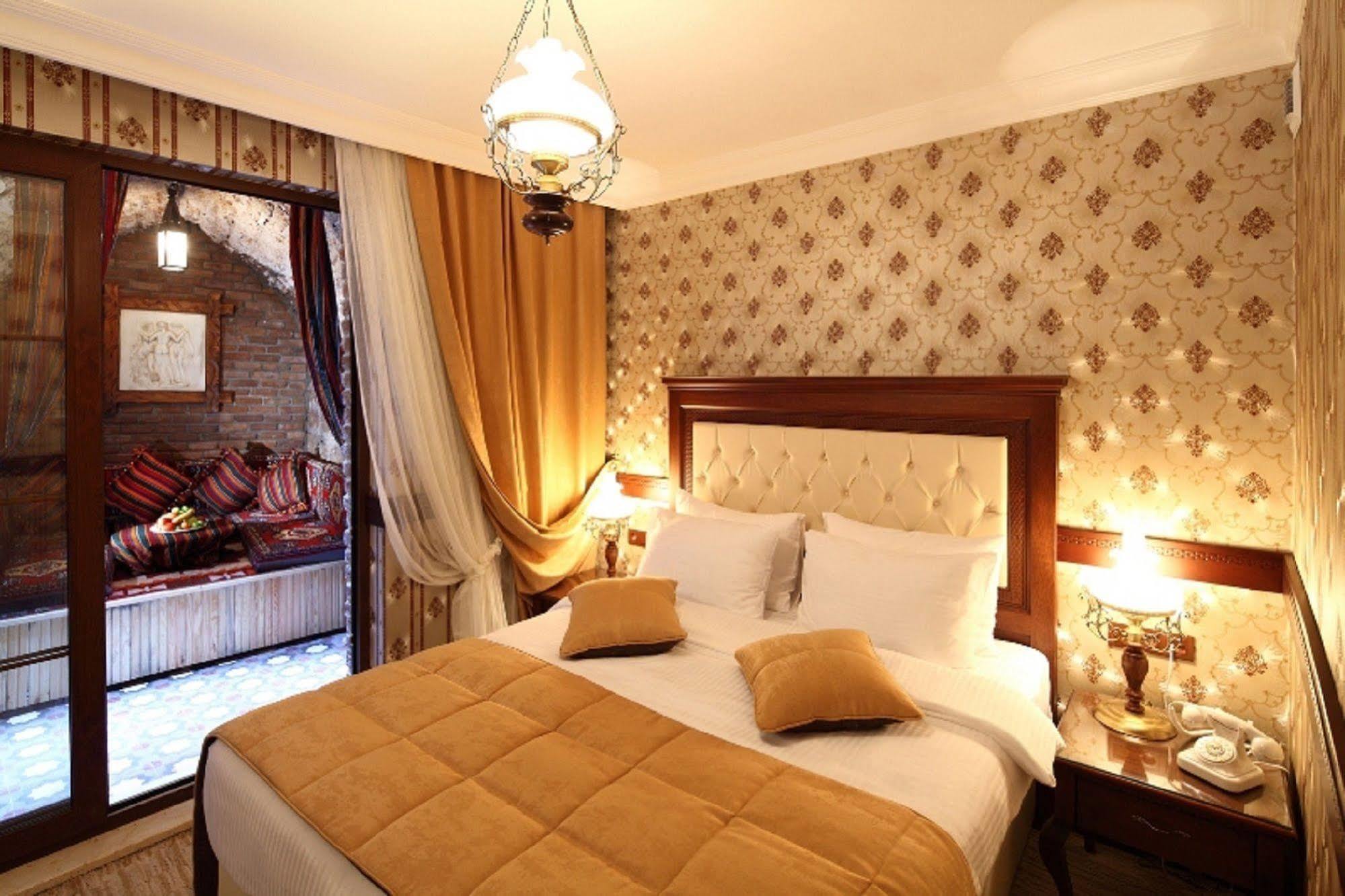 Divalis Hotel Istanbul Exterior photo