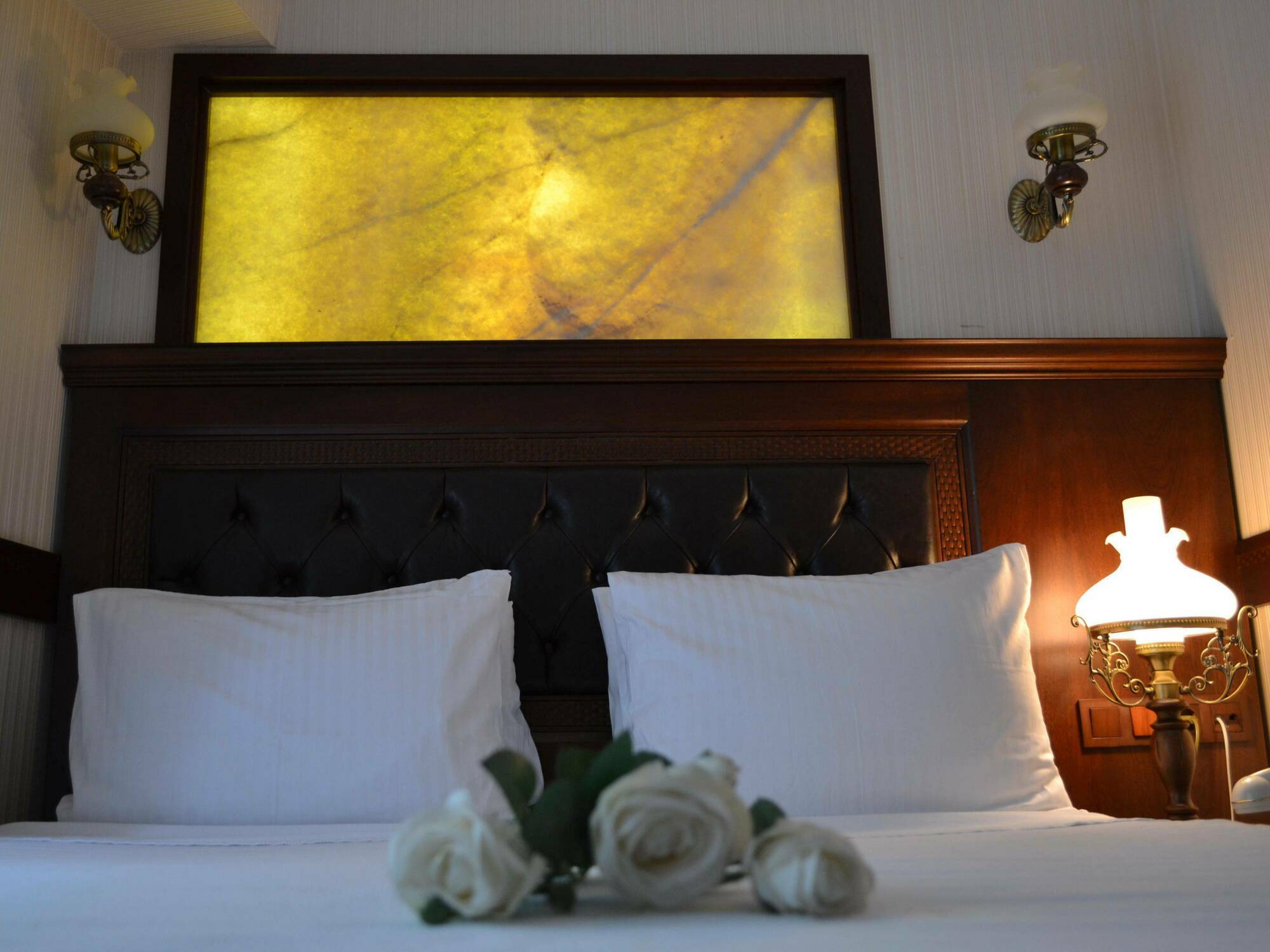 Divalis Hotel Istanbul Exterior photo